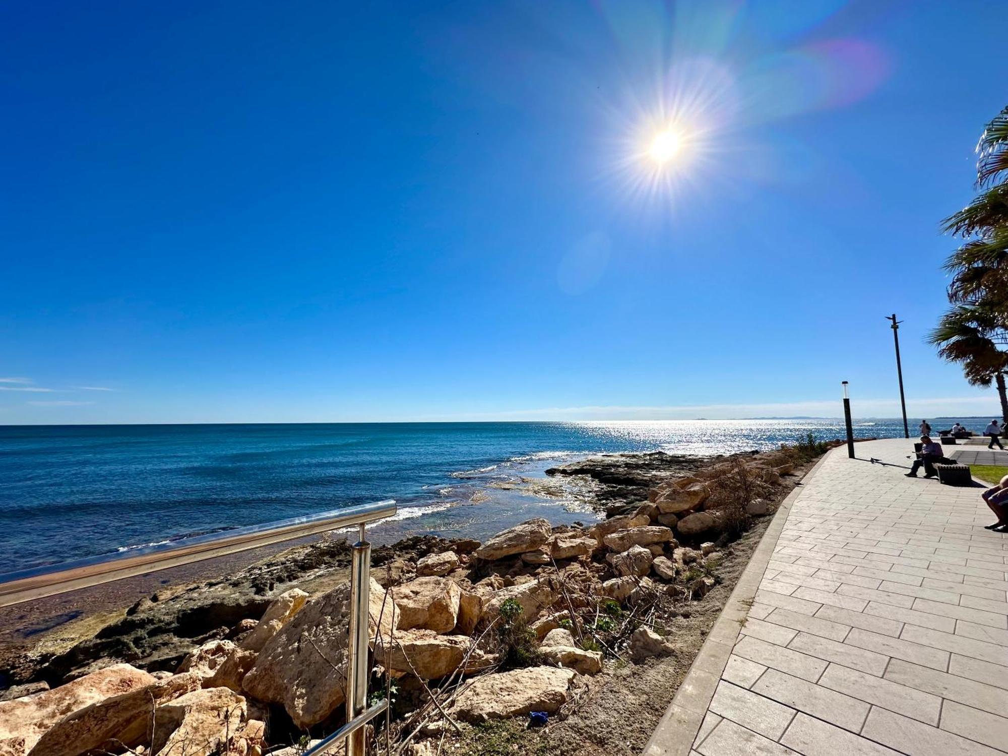 Modern Apartment On Playa Del Cura Torrevieja Dış mekan fotoğraf